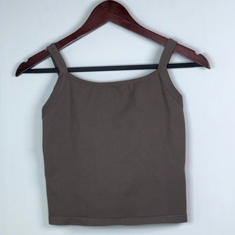 OQQ Coffee Brown Seamless Workout Tank Top Womans Small Ribbed Athleisure Gym